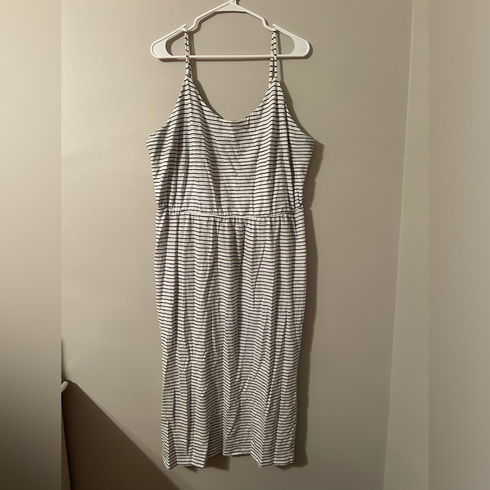 Casual Midi Woman Dress w/ Adjustable Straps and Pockets